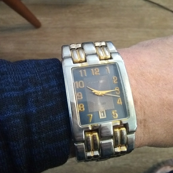 Vintage Geoffrey Beene Watch - Picture 8 of 8
